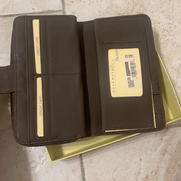 New Genuine Leather Wallet by Rolfs - Picture 5 of 6